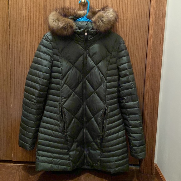 Army green mid-length winter coat - Picture 8 of 8